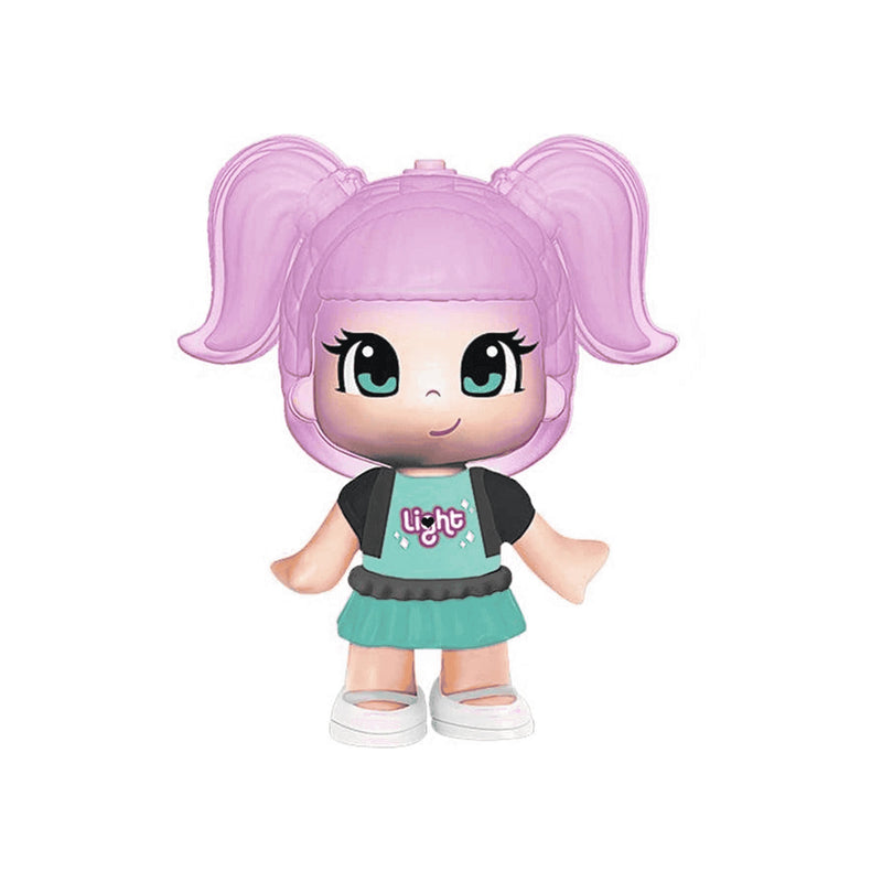 Pinypon Colores Mágicos Light de Famosa, figura con el pelo lila y camiseta Light