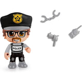 Pinypon Action pack de 2 figuras de Famosa, modelo superhéroe y futbolista con capa, balón y trofeo