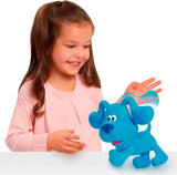 Peluche interactivo Walk and Play Blue de Famosa que camina y ladra