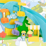 Toboganes y piscina del parque acuático de Bluey