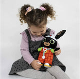 Peluche Bing Doctor de Famosa con su maletín y el fonendo