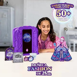 La muñeca fashion del Magic Mirror junto a su espejo