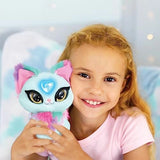 Detalle del corazón luminoso y las orejas del peluche Magic Whispers Skye