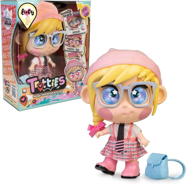 Muñeca Trotties Lucy de Londres de 25 cm de Famosa con su falda de cuadros