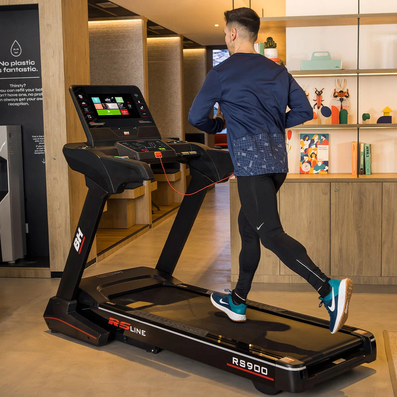 BH Cinta de Correr RS900 Multimedia (G6178TFT) - detalle