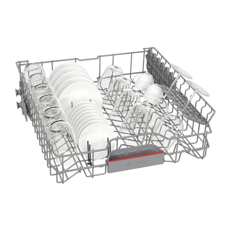 Cesta superior VarioFlex del lavavajillas Bosch SMV4HVX14E cargada con vasos y platos pequeños