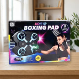 LED Boxing Pad Interactivo con Luces y Sonidos sobre una mesa de madera