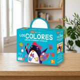 Los colores sobre una mesa de madera