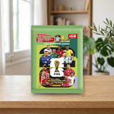 Megapack Panini FIFA World Cup 2026 sobre una mesa de madera
