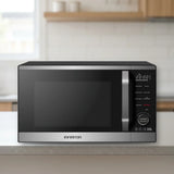 Microondas Infiniton MW-AF23C80 23L Negro en la encimera de la cocina