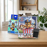 Pack Álbum + 20 Sobres Panini Paw Patrol 12 + Deck Box sobre una mesa de madera