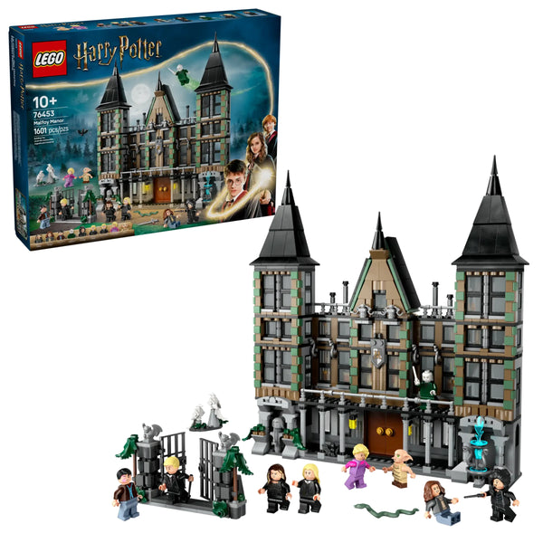 LEGO Harry Potter Mansión Malfoy 76453 completa con 1601 piezas y 6 minifiguras sobre fondo blanco
