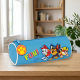 Safta Portatodo Redondo Paw Patrol Friendship (812256026) sobre una mesa de madera