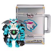MrBeast Lab Apex Beast Tiger figura coleccionable 15,8 cm con su caja maletín