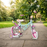Bicicleta Infantil Toimsa 14" Peppa Pig - Con Ruedines y Cesta (1498) en el parque