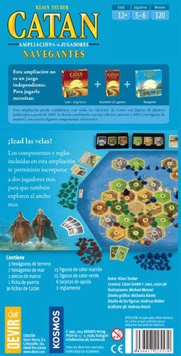 Componentes de la ampliación Catán Navegantes 5-6 jugadores incluyendo hexágonos de terreno y mar adicionales, barcos, poblados y ciudades en colores marrón y verde, cartas de recursos extra y fichas numéricas para expandir el archipiélago
