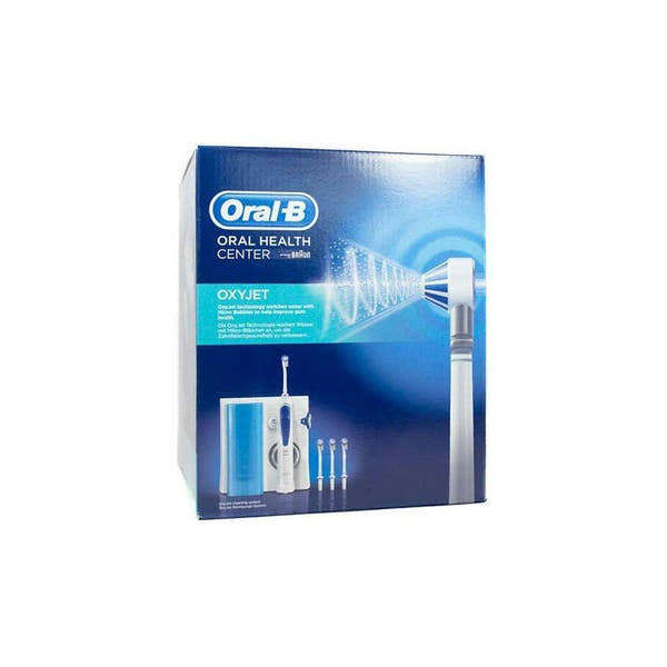 Box of the Oral-B OxyJet MD20 oral irrigator by Braun showing the unit and four nozzles