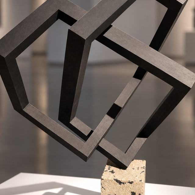 Estructura I, obra de Antonio Martínez Ruiz (Ensamblada)